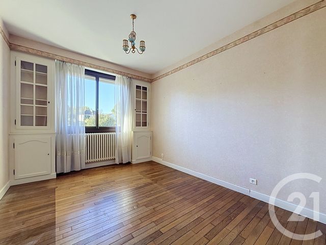 maison à vendre - 8 pièces - 277.6 m2 - ST POURCAIN SUR SIOULE - 03 - AUVERGNE - Century 21 Lefèbvre Immobilier