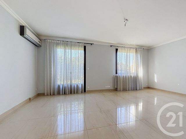 maison à vendre - 8 pièces - 277.6 m2 - ST POURCAIN SUR SIOULE - 03 - AUVERGNE - Century 21 Lefèbvre Immobilier