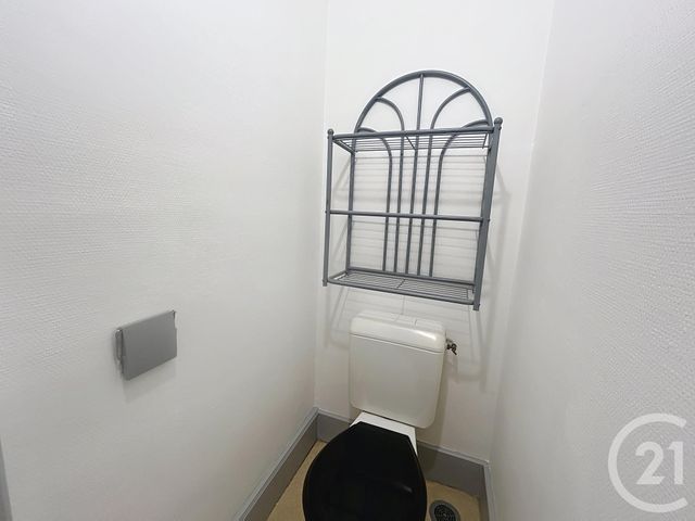 Appartement F3 à louer - 3 pièces - 57.0 m2 - VARENNES SUR ALLIER - 03 - AUVERGNE - Century 21 Lefèbvre Immobilier