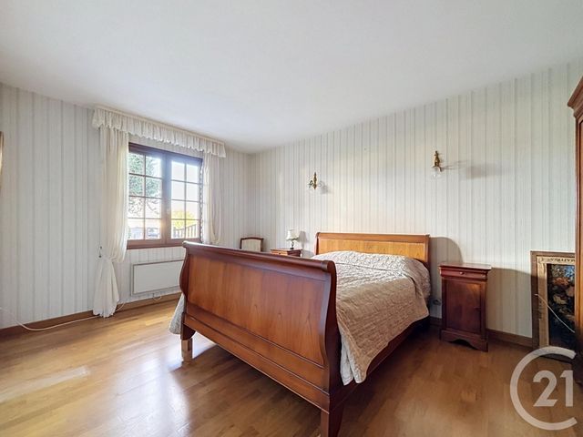 maison à vendre - 7 pièces - 229.8 m2 - ST POURCAIN SUR SIOULE - 03 - AUVERGNE - Century 21 Lefèbvre Immobilier
