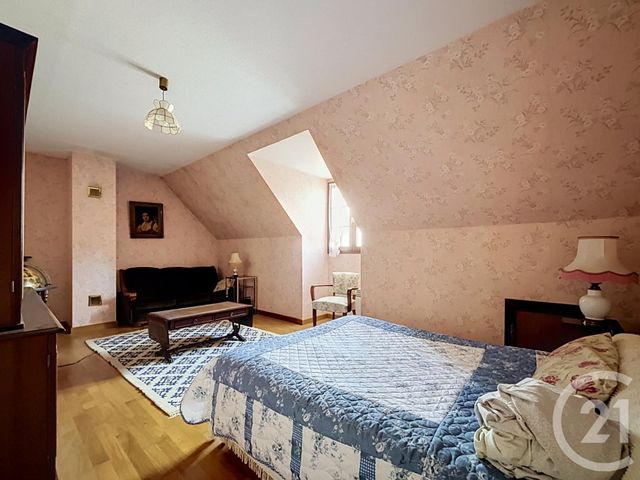 maison à vendre - 7 pièces - 229.8 m2 - ST POURCAIN SUR SIOULE - 03 - AUVERGNE - Century 21 Lefèbvre Immobilier