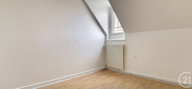 Appartement F3 à louer - 4 pièces - 70.82 m2 - VARENNES SUR ALLIER - 03 - AUVERGNE - Century 21 Lefèbvre Immobilier