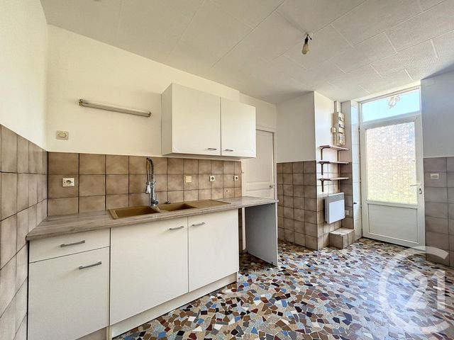 Appartement F2 à louer - 2 pièces - 50.0 m2 - VARENNES SUR ALLIER - 03 - AUVERGNE - Century 21 Lefèbvre Immobilier