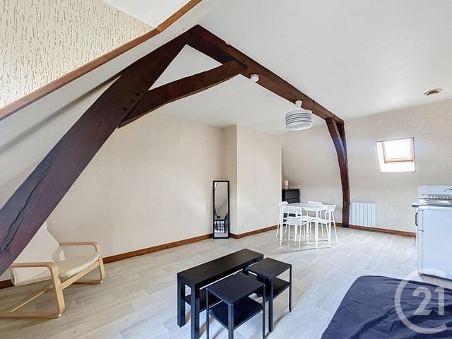 Appartement Studio à louer - 1 pièce - 25.0 m2 - ST POURCAIN SUR SIOULE - 03 - AUVERGNE - Century 21 Lefèbvre Immobilier