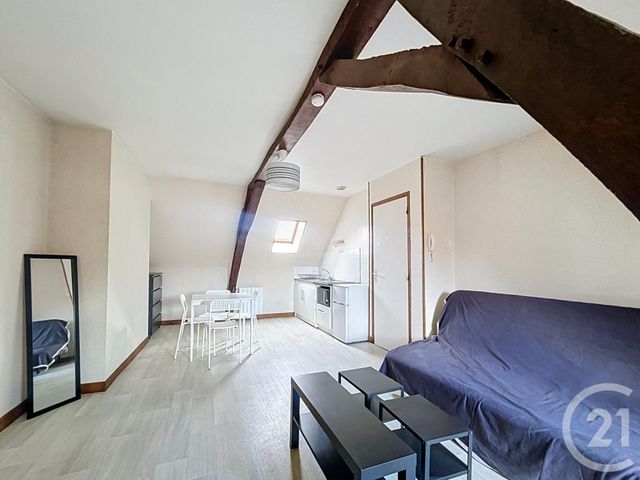 Appartement Studio à louer - 1 pièce - 25.0 m2 - ST POURCAIN SUR SIOULE - 03 - AUVERGNE - Century 21 Lefèbvre Immobilier