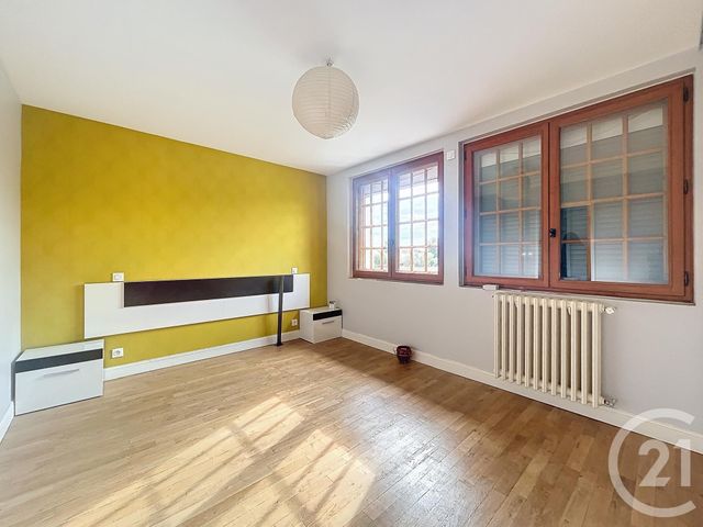 maison à louer - 5 pièces - 127.0 m2 - VARENNES SUR ALLIER - 03 - AUVERGNE - Century 21 Lefèbvre Immobilier