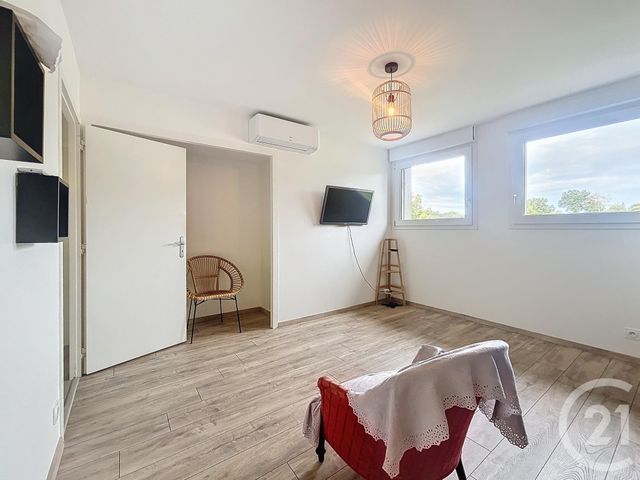 maison à louer - 5 pièces - 127.0 m2 - VARENNES SUR ALLIER - 03 - AUVERGNE - Century 21 Lefèbvre Immobilier