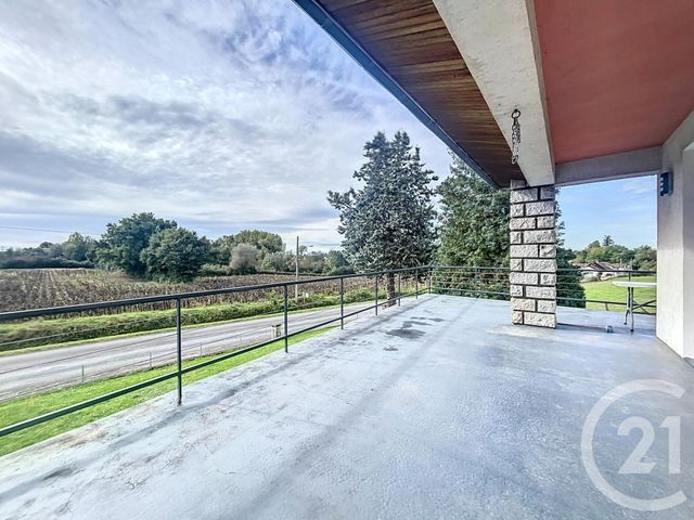 maison à louer - 5 pièces - 127.0 m2 - VARENNES SUR ALLIER - 03 - AUVERGNE - Century 21 Lefèbvre Immobilier