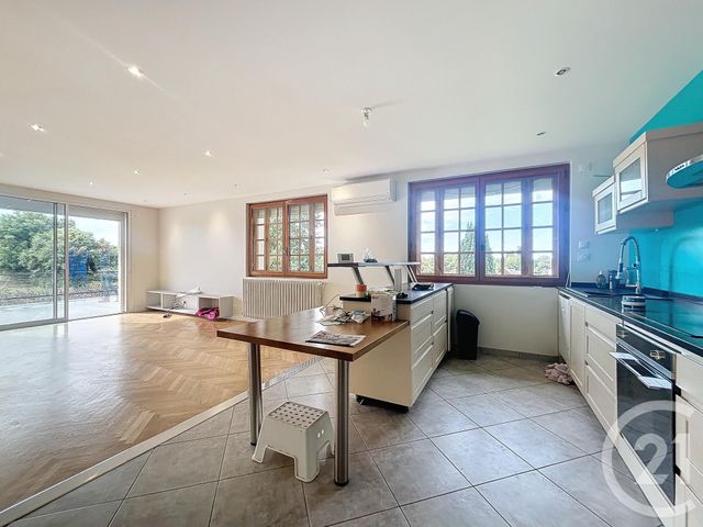 maison à louer - 5 pièces - 127.0 m2 - VARENNES SUR ALLIER - 03 - AUVERGNE - Century 21 Lefèbvre Immobilier