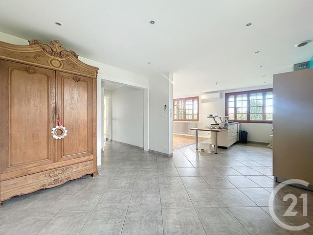 maison à louer - 5 pièces - 127.0 m2 - VARENNES SUR ALLIER - 03 - AUVERGNE - Century 21 Lefèbvre Immobilier