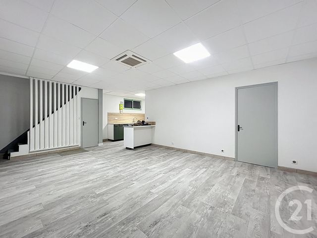 maison à louer - 4 pièces - 100.8 m2 - SAULCET - 03 - AUVERGNE - Century 21 Lefèbvre Immobilier
