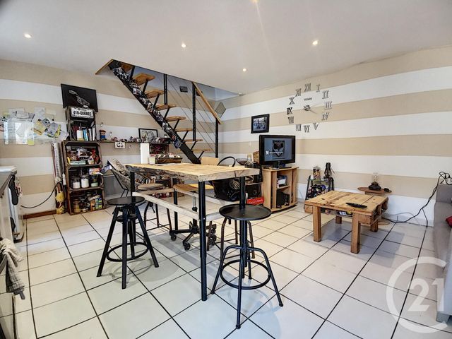 Afficher la photo en grand maison à vendre - 12 pièces - 240.0 m2 - CHANTELLE - 03 - AUVERGNE - Century 21 Lefèbvre Immobilier
