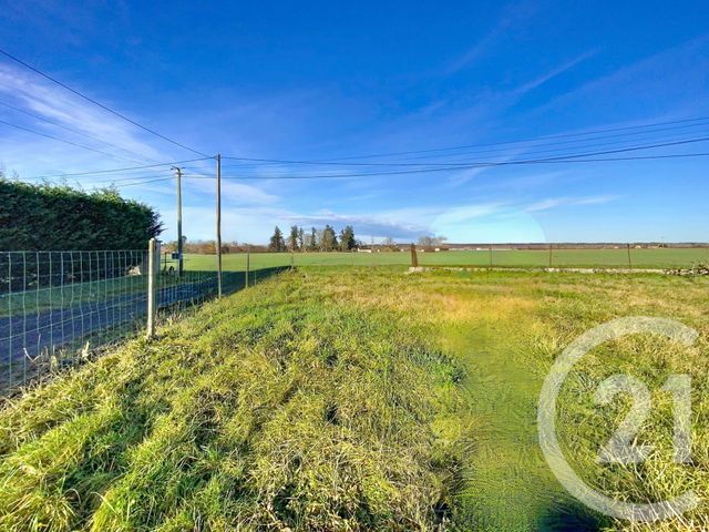 terrain à vendre - 901.0 m2 - LA FERTE HAUTERIVE - 03 - AUVERGNE - Century 21 Lefèbvre Immobilier
